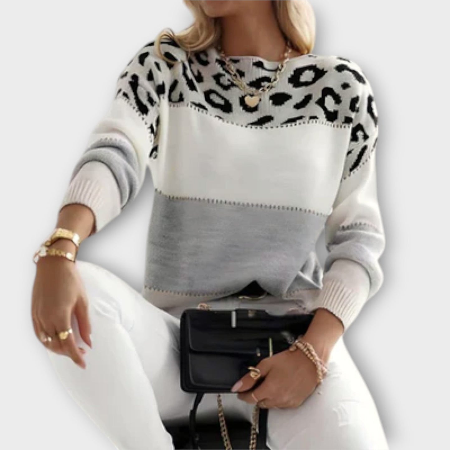 Amelia - Casual Leopard Print Sweater